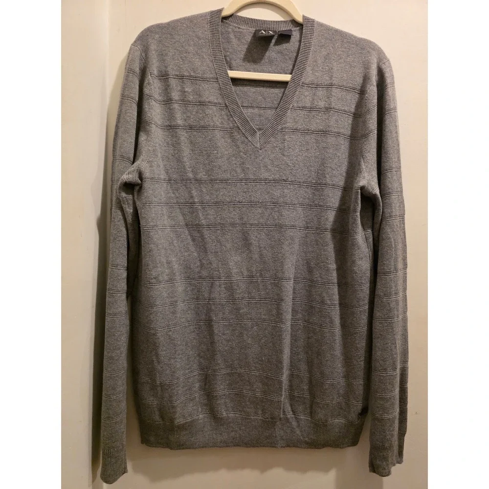 Armani Exchange Mens V-Neck Sweater Gray Textured Stripe AX Logo Medium